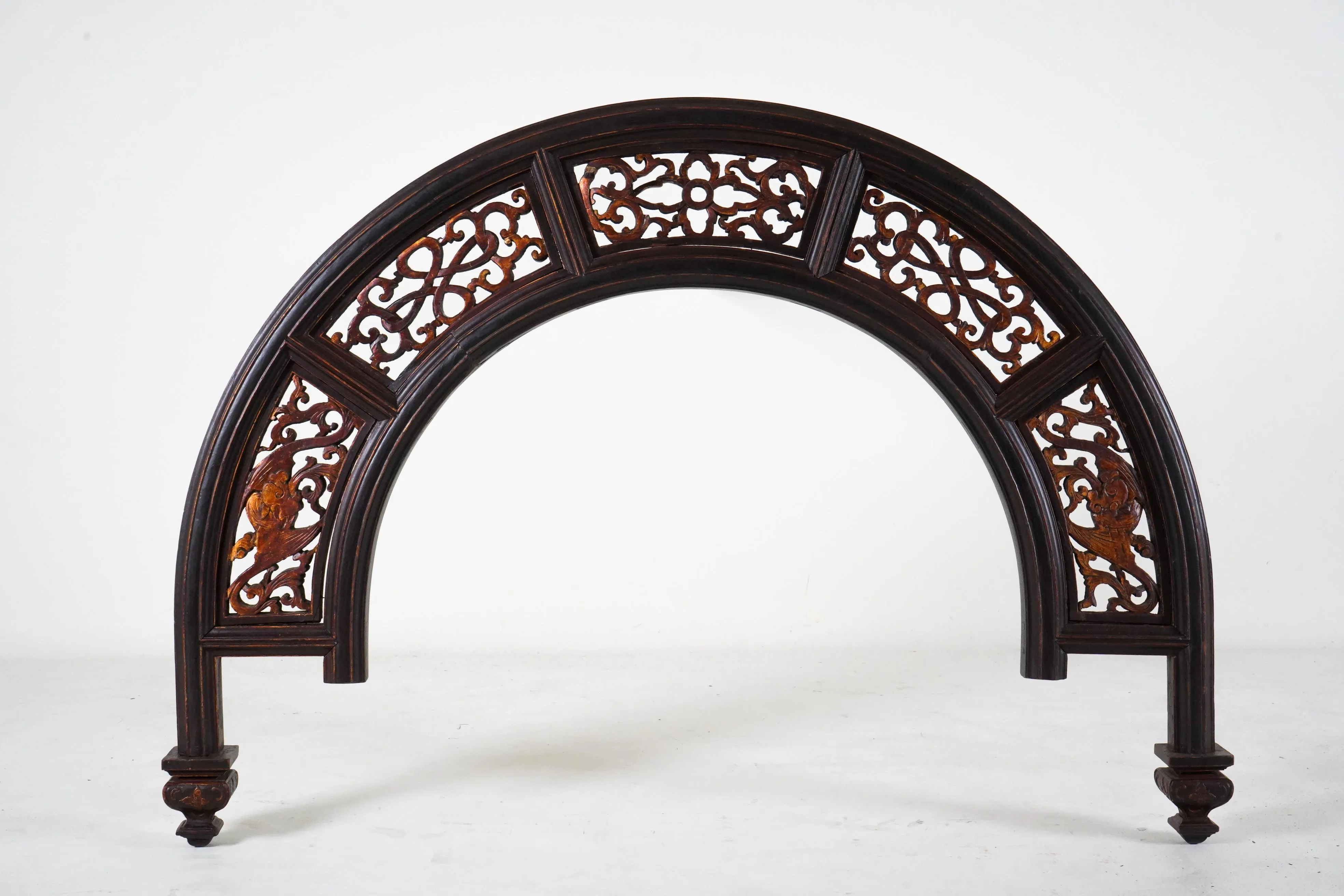 A Late Qing Dynasty Round Elm Wood Arch