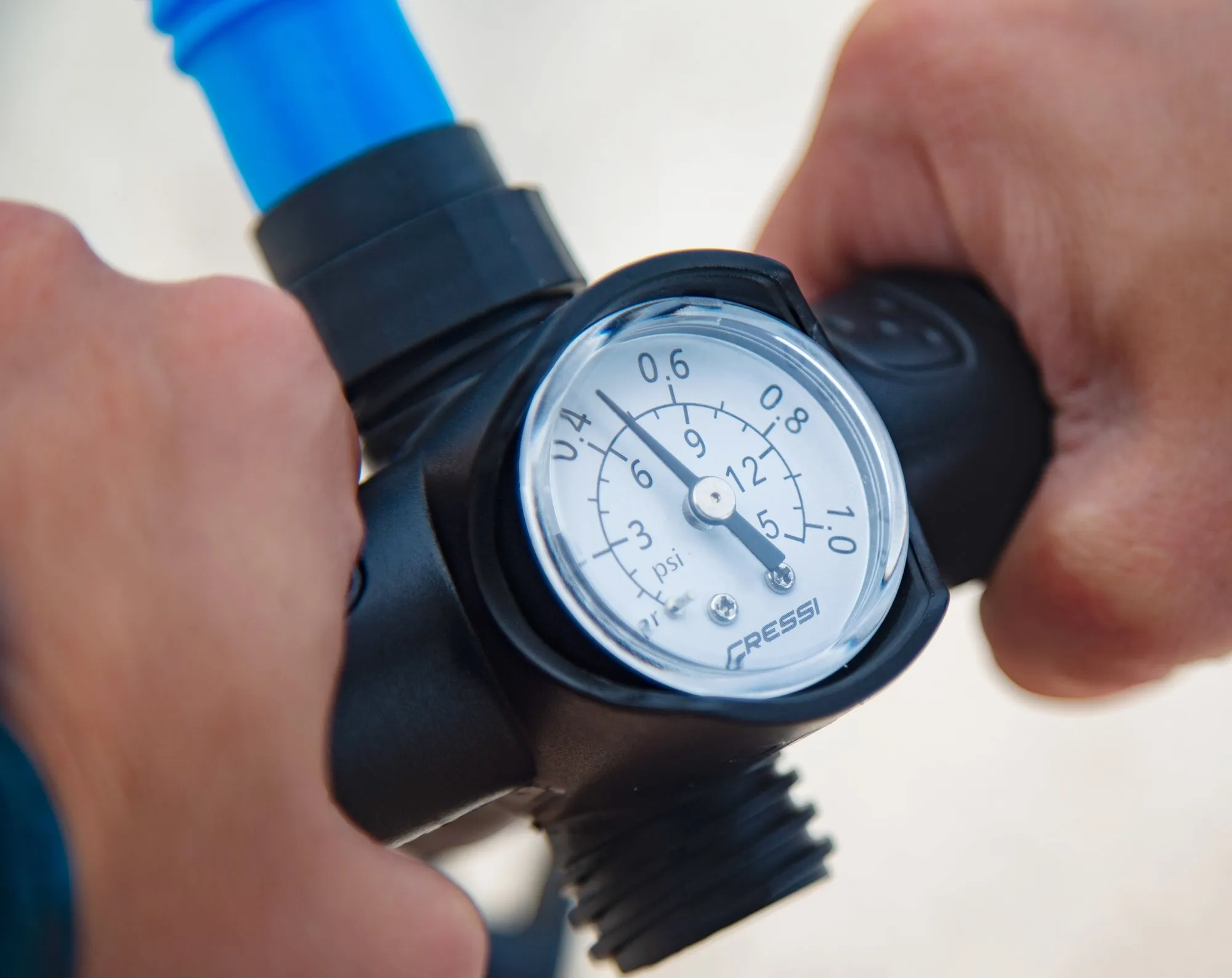 Feather Air Pump