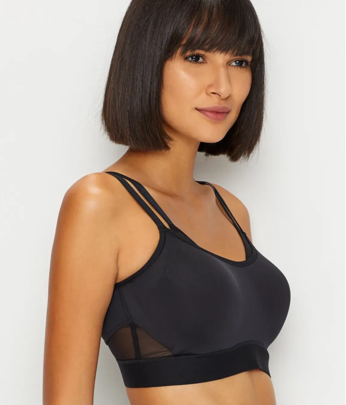 GRAVITY SPORTS BRA IN BLACK